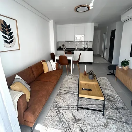 Nelu En Zona * Nerja