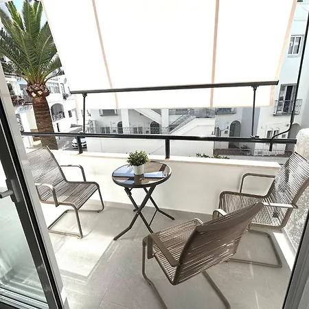 Nelu En Zona Appartement *