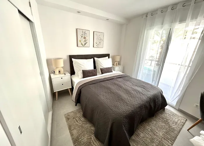 Nelu En Zona Lägenhet *